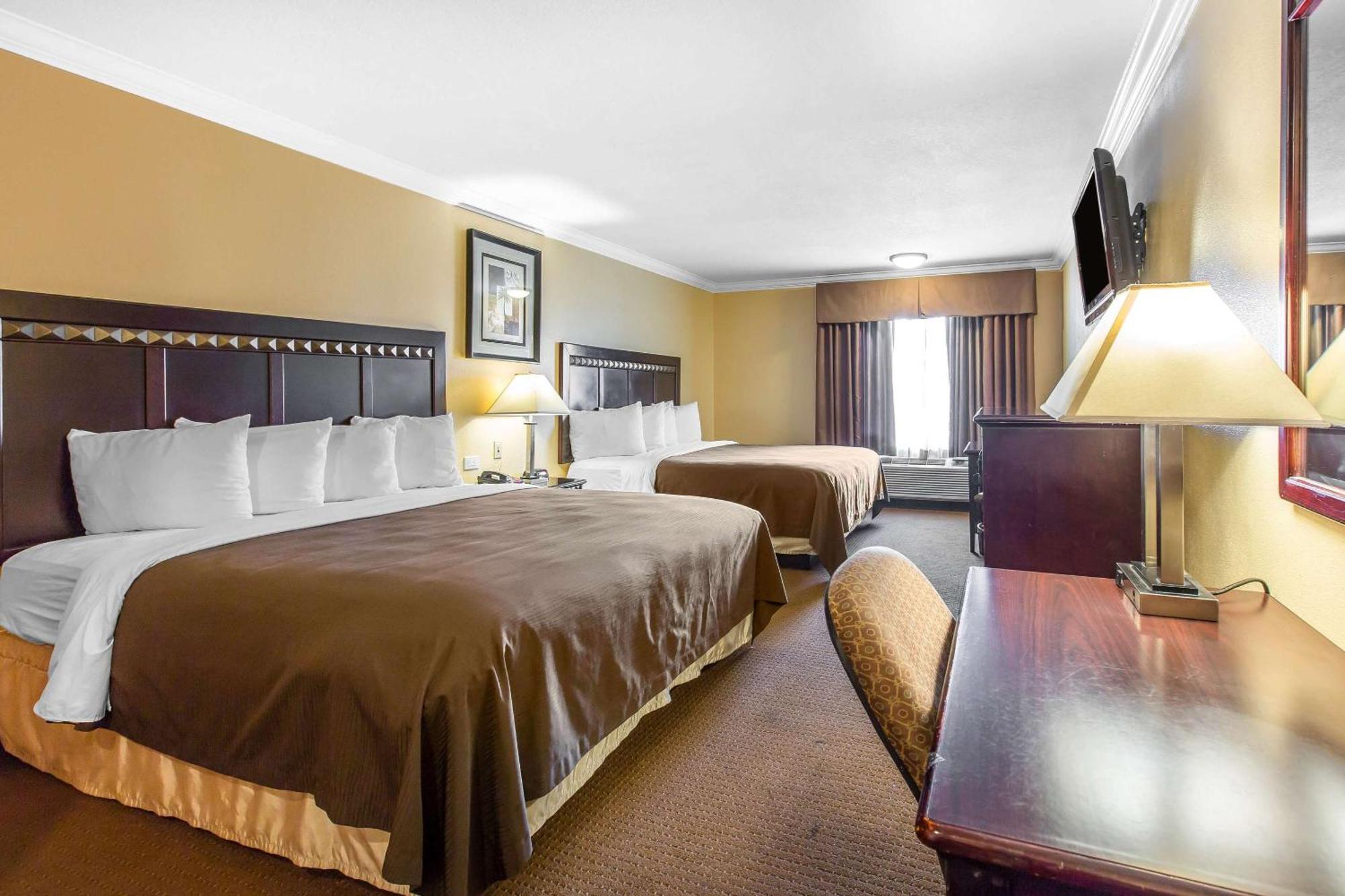 Quality Inn & Suites Bell Gardens-Los Angeles Екстер'єр фото