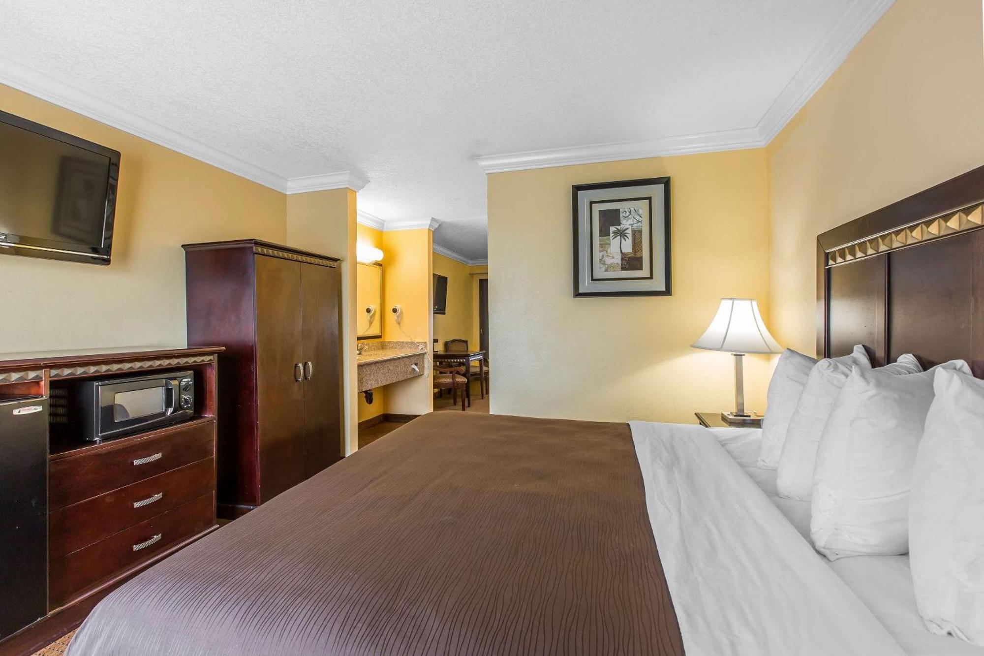 Quality Inn & Suites Bell Gardens-Los Angeles Екстер'єр фото