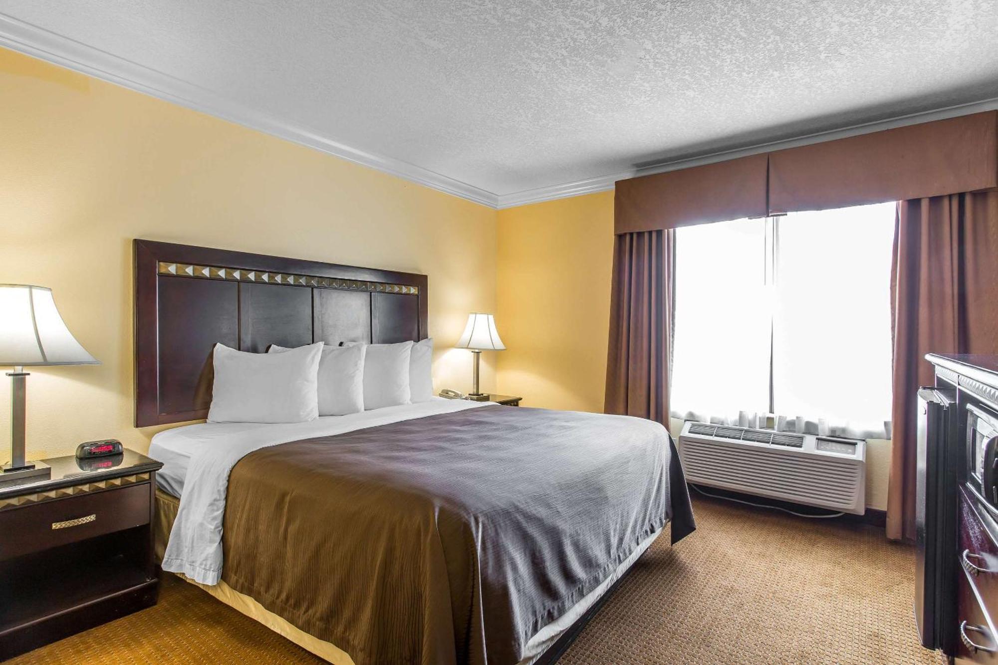 Quality Inn & Suites Bell Gardens-Los Angeles Екстер'єр фото