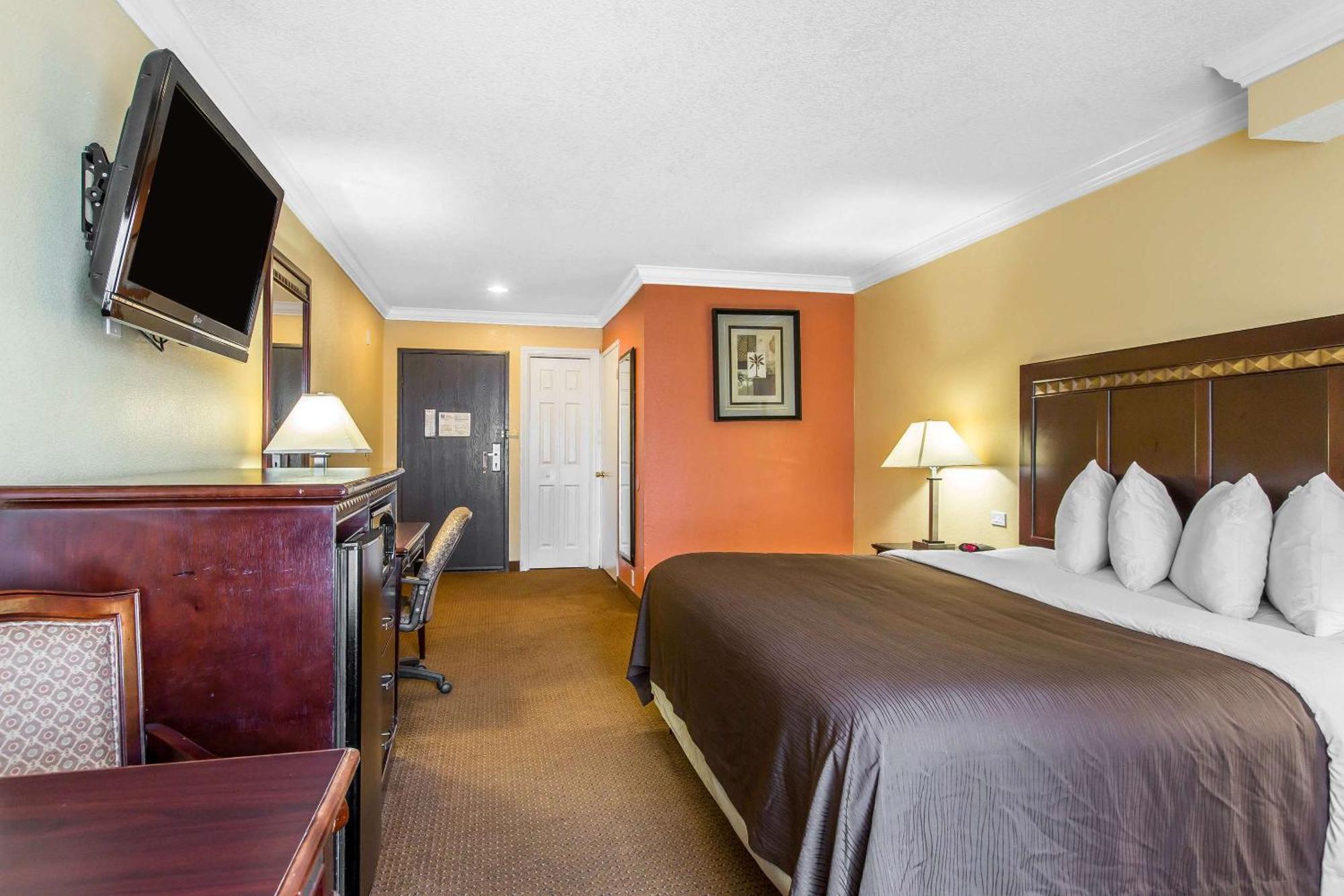 Quality Inn & Suites Bell Gardens-Los Angeles Екстер'єр фото
